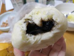 黑芝麻包-老陶包子铺(南大西南村店)