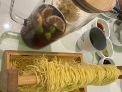 -洪氏嗨捞·广东猪肚鸡·椰子鸡火锅(西咸万象城店)