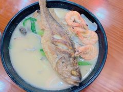 -台州老六海鲜面馆(上南总店)