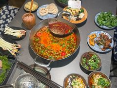 -楠小云·云南鲜菌·鲜牛自助火锅(九眼桥店)