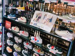 -ABC MART(心斎橋店)