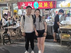 -六合夜市