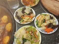 -老渔翁炖鱼坊(黄海西路东山店)