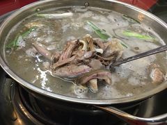 -老石黑山羊毛驴肉火锅(金凯广场店)
