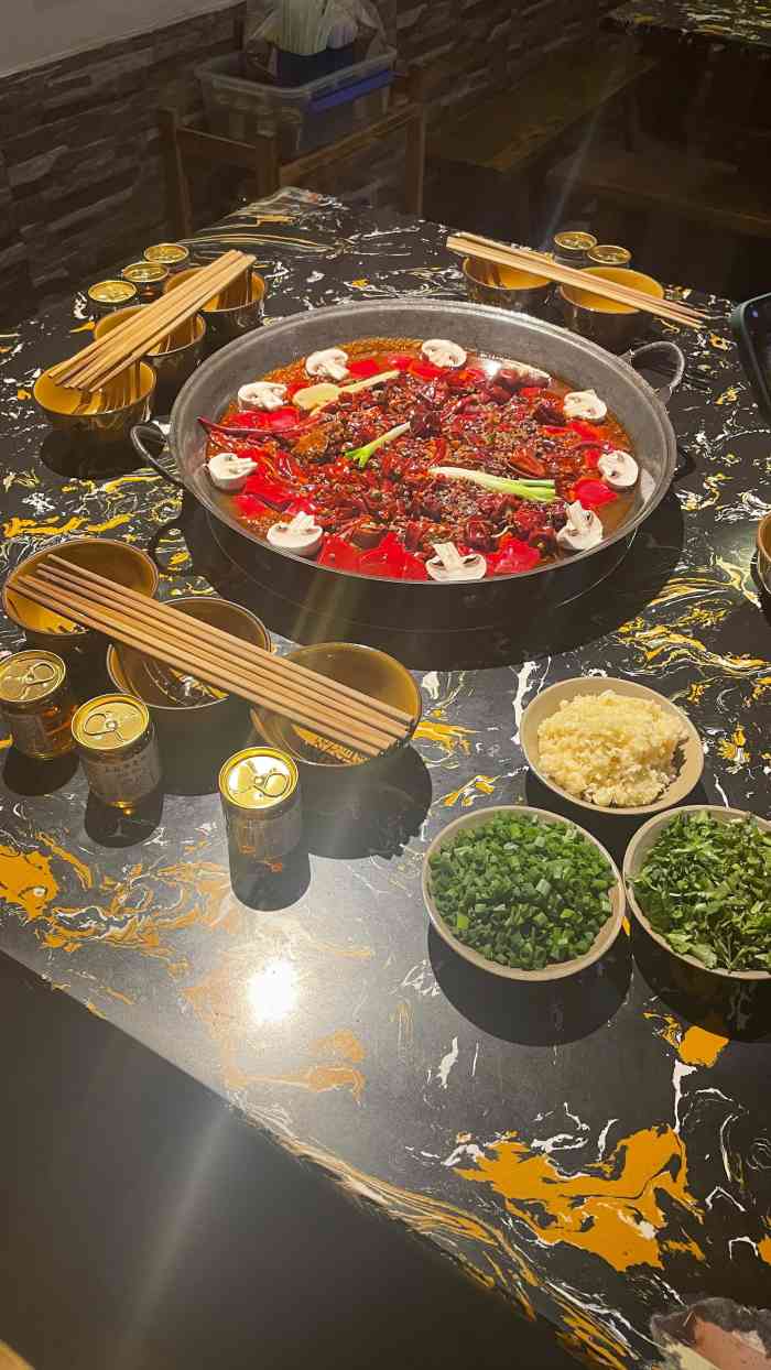 玉林巷子口火锅(玉林总店)-"不得不说,味道确实巴适,辣到飞起来! .