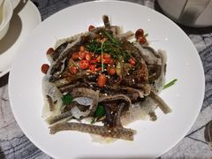 捞汁鱼皮-广东道至正餐厅(区庄店)