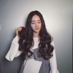 -Miracle集简美发沙龙