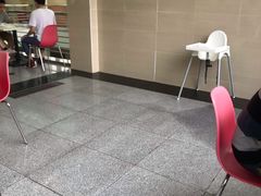 -同济大学本部学苑饮食广场