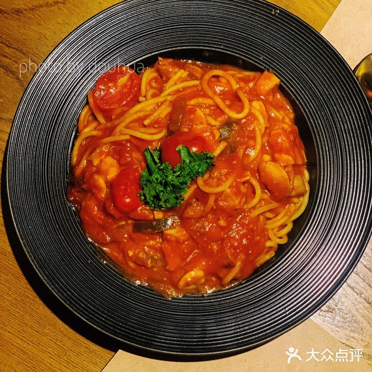 店名：蜜桃 地址：武林路277号