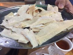 -牛一煲美食(江高店)
