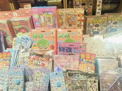-九木杂物社(新奥购物中心店)