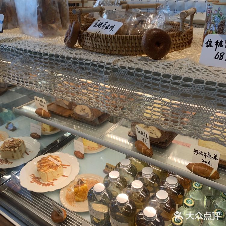 东莞下午茶｜店铺好看但略雷