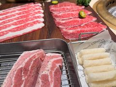 -蚂蚁洞·烤肉大营地(上海静安大悦城店)