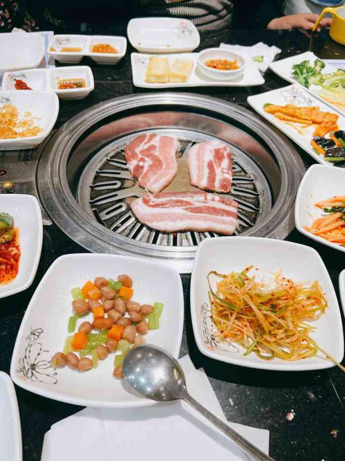 青松馆韩国料理(香港中路佳世客店)-"[咖啡]位置:市北佳世客青松馆