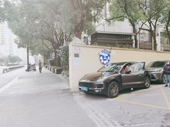 -德林酸菜鱼火锅(南丹店)