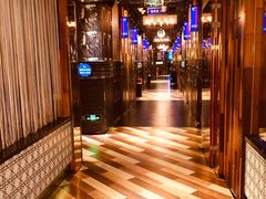 -K+全国连锁KTV(绿地缤纷天地店)