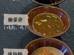 -阿山卓·野生菌火锅·纳西火塘烤肉