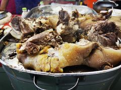 -乌恰市场(彩虹商场店)