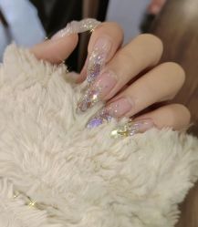 -斯馨·健康美甲美睫