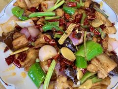 -正宗鸡饭粤香酒家(朱村店)