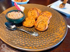 鸭肝酱拌松茸饼-杭州西子湖四季酒店·金沙厅