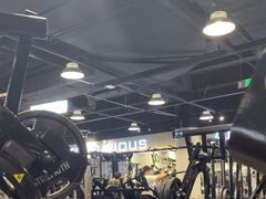 -TMG潮流健身(奥体莲荷里店)