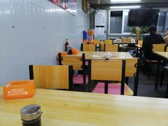 大堂-大江麻辣拌(石油学院店)