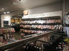 -H&M(来又来时尚购物广场店)