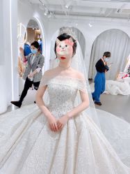 -艾米丽婚纱礼服