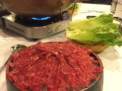 手切顶级牛肋骨肉-鲜入围煮花胶鸡海鲜火锅