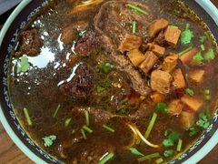 红烧牛肉面-旺泉餐饮店·清真牛肉面馆