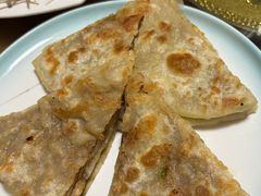 -溢心园香河肉饼总店