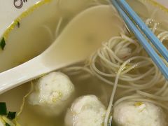 -小杨生煎(金山百联购物中心3楼店)