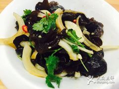 -胶东海鲜大排档(北太平庄店)