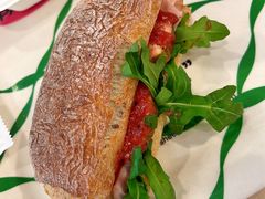 无花果奶酪火腿恰巴塔-PAOPAO Bakery&Café(港汇店)