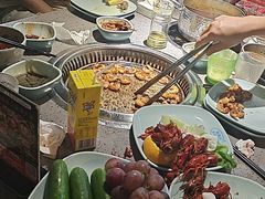-金滏山烤肉·海鲜·火锅自助餐厅(襄阳万达店)