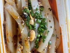 -渝信川菜 · 川味家常菜(财富购物中心店)