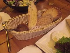 -LENBACH兰巴赫西餐啤酒坊(大连星海广场店)