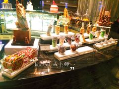 自助取餐区-希尔顿南海酒店·观廊大堂吧·海景下午茶