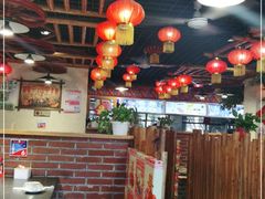 -靠山屯东北农家菜(八龙桥雅苑店)