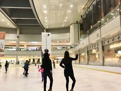 -冰纷万象滑冰场(深圳万象城店)