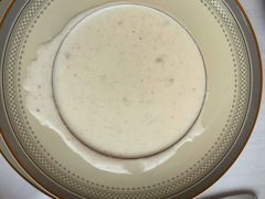 奶油松茸蘑菇汤-莫斯科餐厅