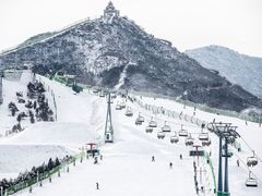 -济南卧虎山滑雪场