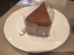 -星巴克臻选(上海今潮8弄店)