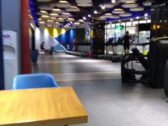 -康慈健身(雅戈尔雷迪森广场店)