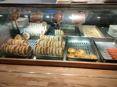 面包甜点陈列柜-神龟馅饼(大观园店)