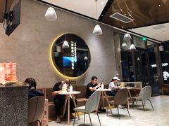 大堂-奈雪的茶(中储能店)