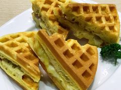 -佰搭果·广式茶餐厅(西华路店)