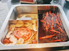 -重庆九记老火锅(广场店)
