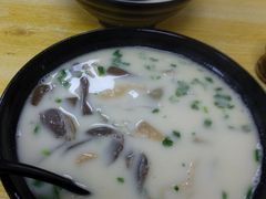 -津津老鸭粉丝馆(正东路店)